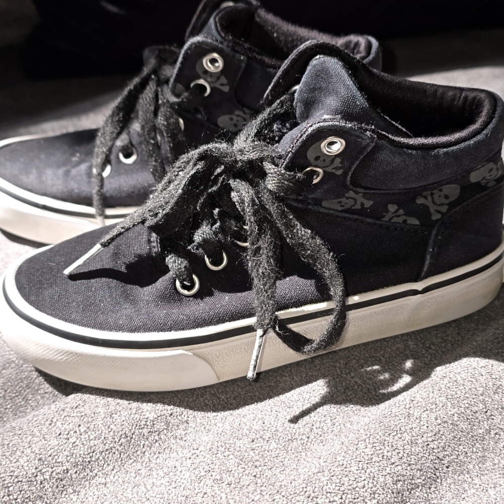 Boys high tops size 12 by Maui & Sons